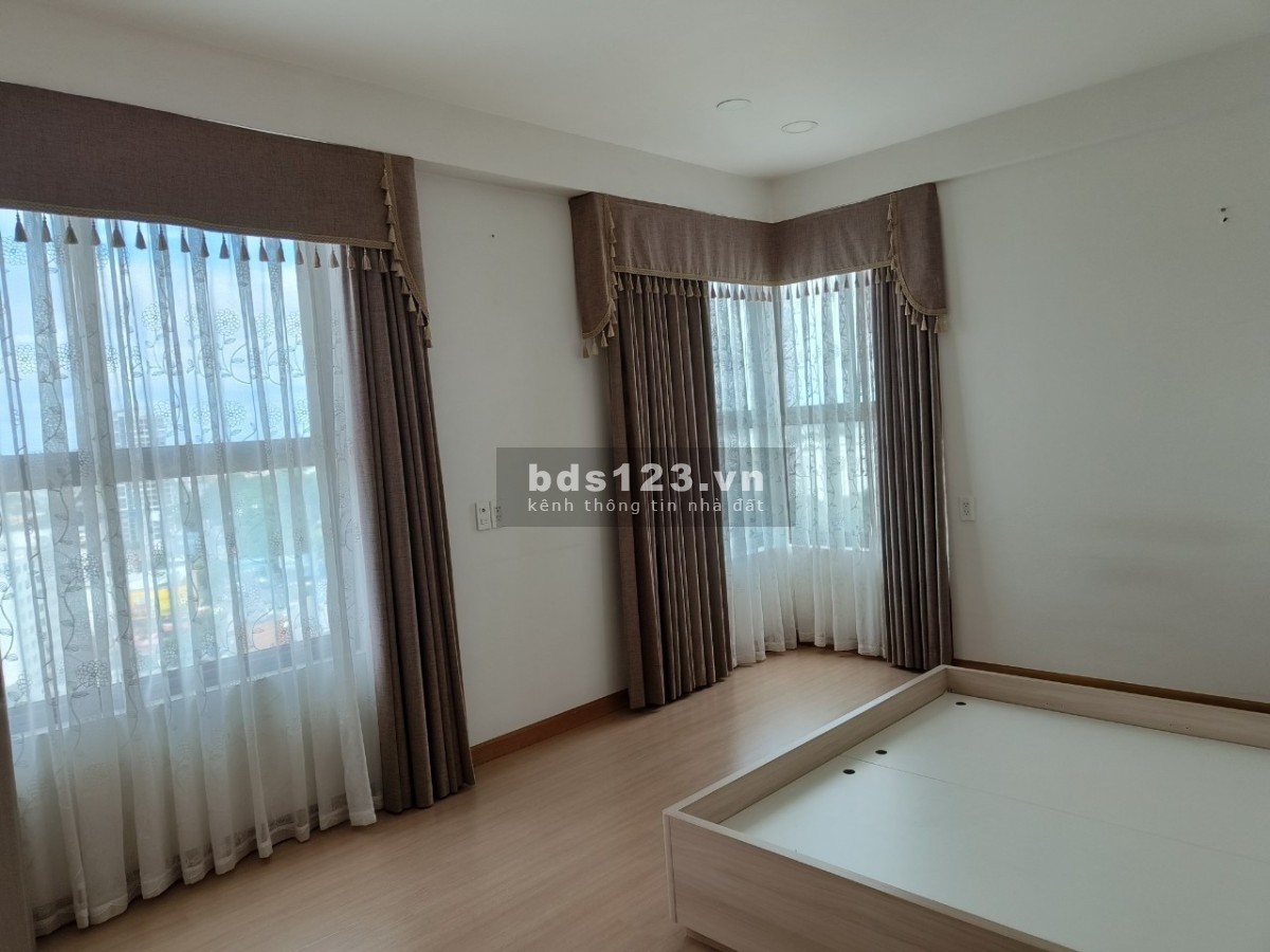 Cần bán gấp căn hộ chung cư Kingston, Phú Nhuận, 124m2, 3PN, 3WC, giá 7.5 tỷ. LH: 0377269969 Dưỡng