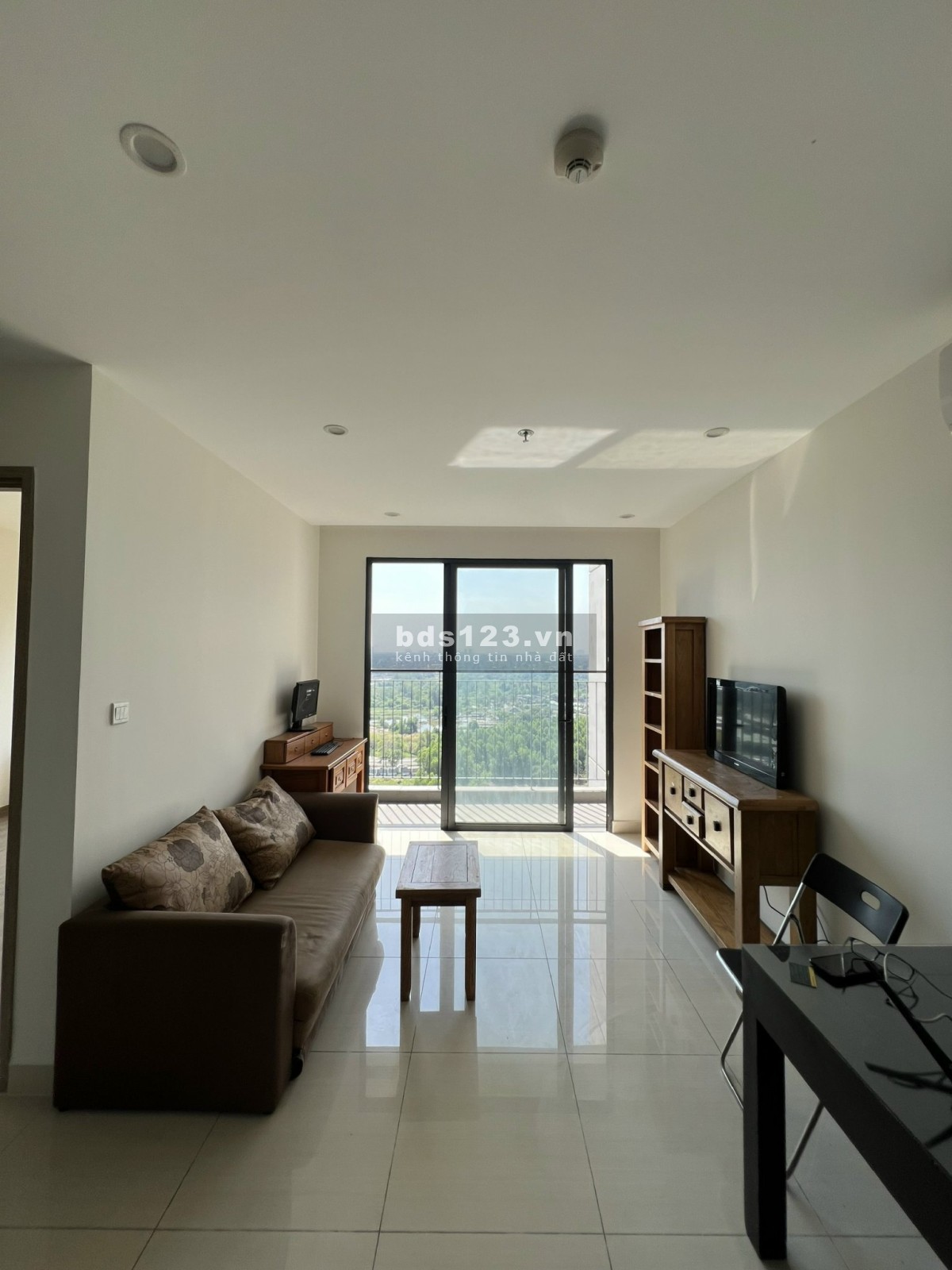 Cho thuê căn hộ 2PN 1WC nhiều nội thất giá chỉ 6,5 triệu tại Vinhomes Quận 9
