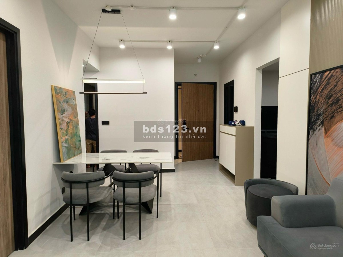 Cho thuê nhà mặt tiền 3 lầu giá chỉ 55 triệu, đường Nguyễn Đình Chiểu, Phường 5, Quận 3