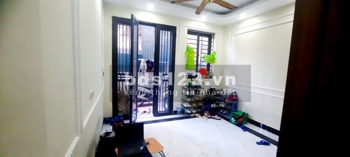 Nhà bán thuộc ngõ 10 Thanh Lãm, 5 tầng nhà đẹp, dưới 3 tỷ