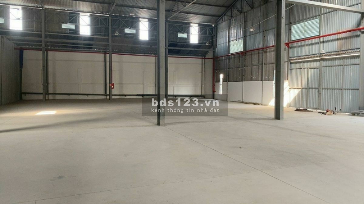 Cho thuê kho xưởng diện tích 800m2 gần Quốc Lộ 1K, Linh Xuân, Quận Thủ Đức
