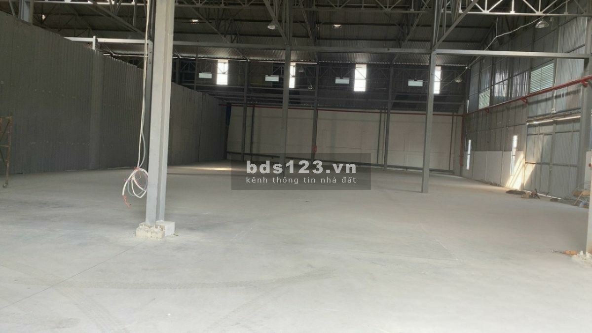 Cho thuê kho xưởng diện tích 800m2 gần Quốc Lộ 1K, Linh Xuân, Quận Thủ Đức