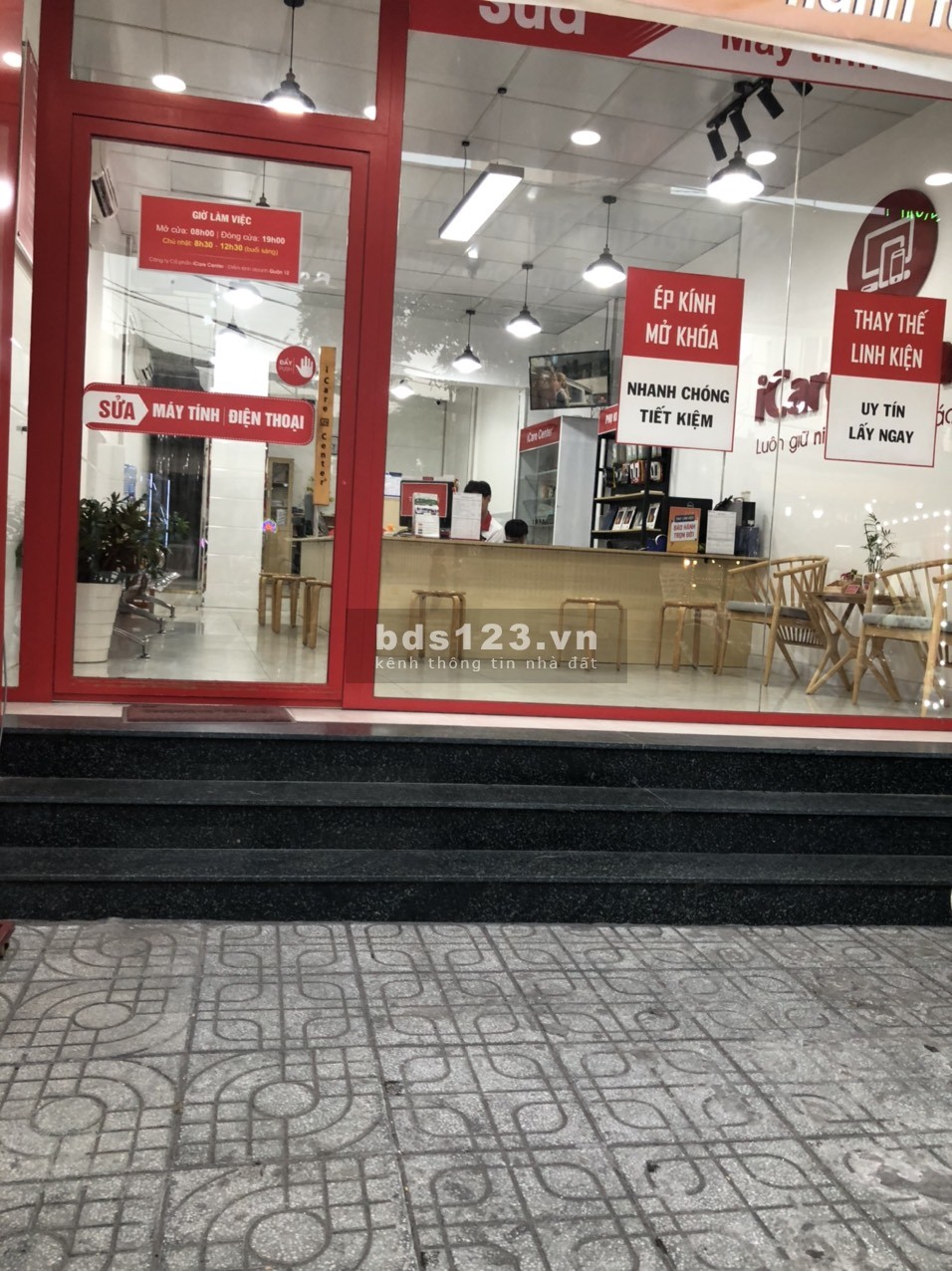 Nhà mặt tiền quận 12, giáp quận Tân Bình - Gò Vấp.