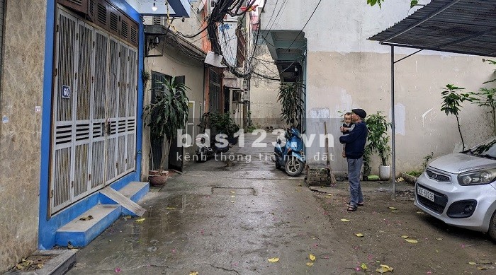 Bán đất tặng nhà, ngõ ô tô, mặt tiền 6.2m, giá chỉ 6.2 tỷ