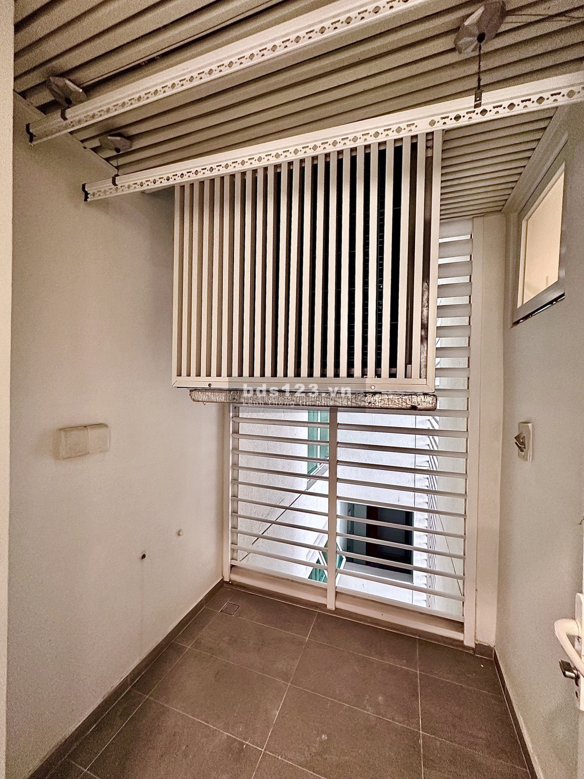 2PN Sadora nội thất cơ bản - Đang trống - Gía thuê 18 triệu