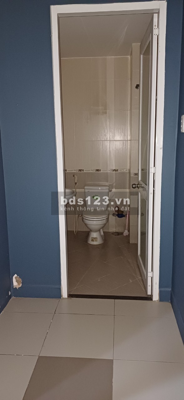 Mặt bằng quận Tân Bình 50m², mặt tiền 10m gần sân bay