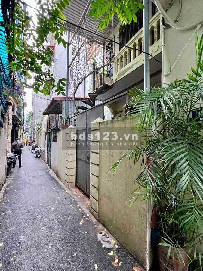 Bán nhà Tứ Liên, 2 mặt thoáng, dân xây, 63m2, 6,8 tỷ