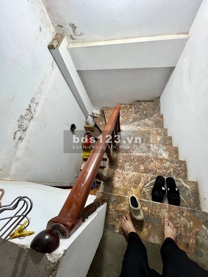 Bán nhà Tứ Liên, 2 mặt thoáng, dân xây, 63m2, 6,8 tỷ