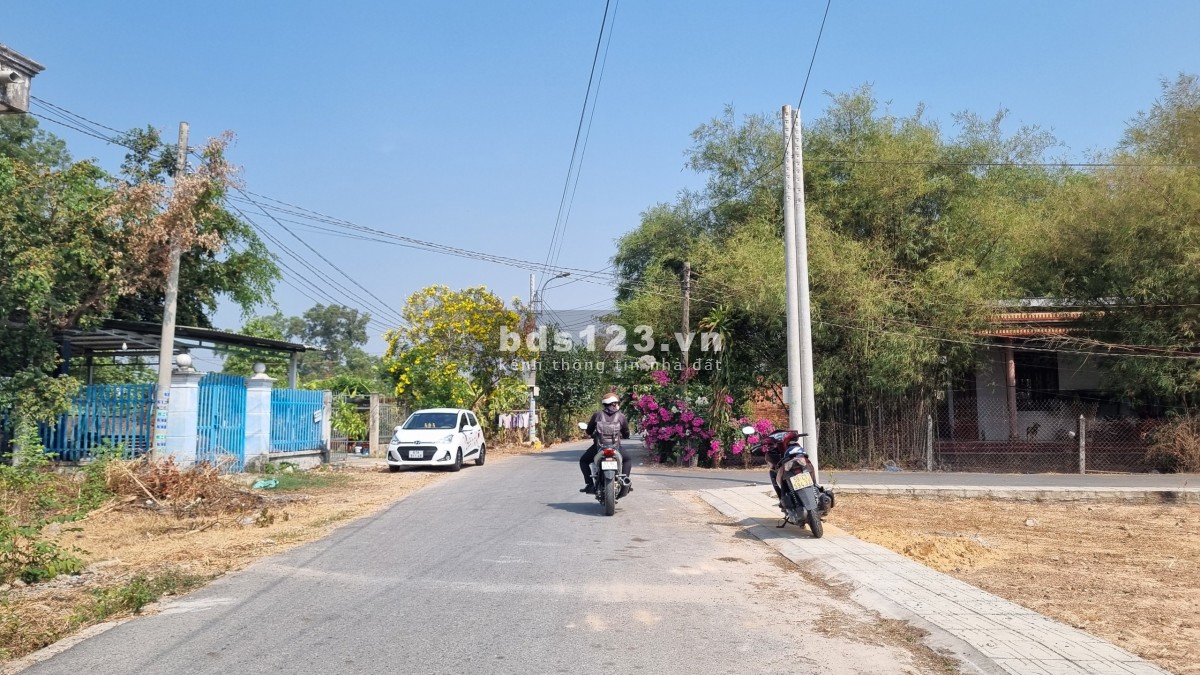 Bán gấp đất thổ cư Thủ Dầu Một gần thành phố mới giá rẻ như Bến Cát, sổ hồng riêng