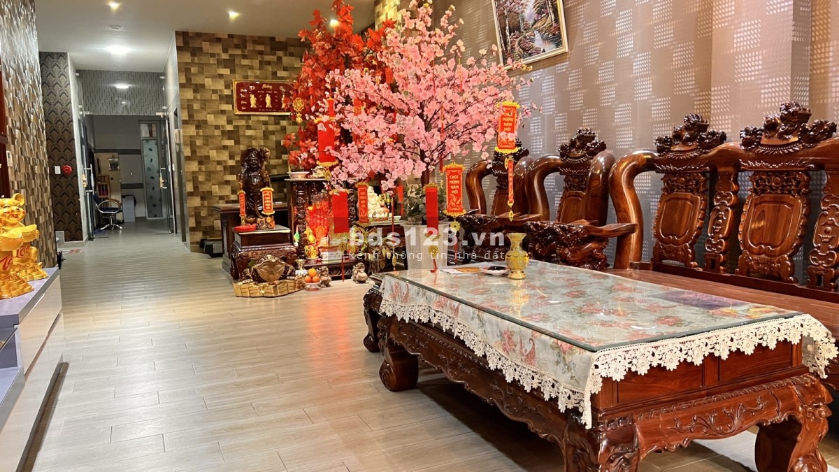 Chính chủ cần bán nhà 671.6 Nguyễn Kiệm, Phú Nhuận. Full nội thất cao cấp, thang máy 6 tầng, 59 tỷ