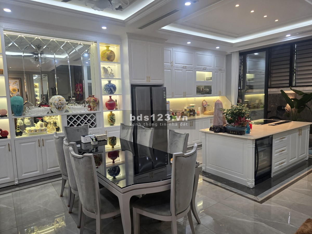 Biệt thự Ngọc Trai 34.8 tỷ view công viên full nội thất cao cấp tại Vin Gia Lâm (0985941715 Mr Hùng)