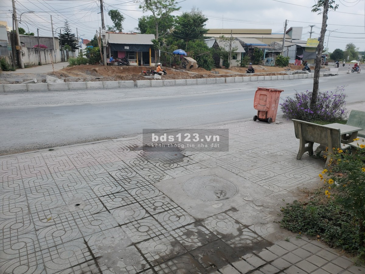 Bán nhà mặt tiền ngang 7m đường Võ Văn Kiệt (Vành Đai), thành phố Trà Vinh