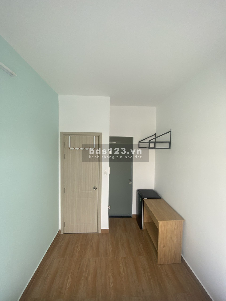 Chính chủ cho thuê phòng trọ có cửa số view Lanmarrk 81