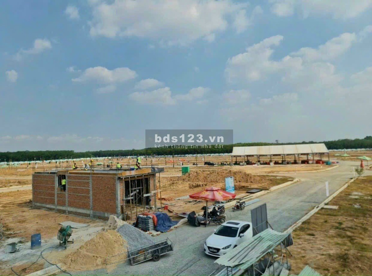 Nhà ở xã hội chỉ 1ty2 một lầu một trệt thanh toán 50%, còn lại bank hỗ trợ LH 0976712608
