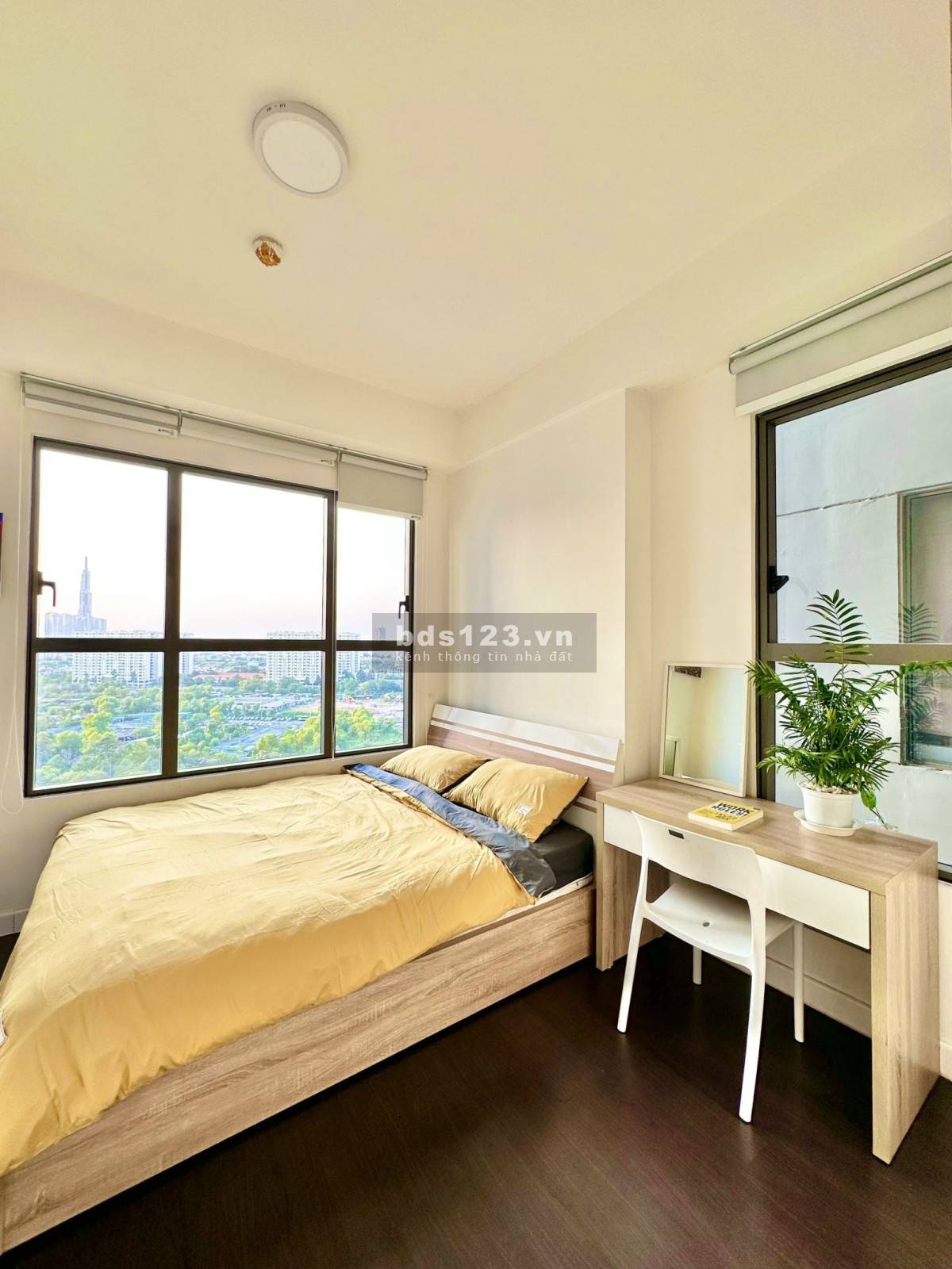 Báncăn hộ 3pn The Sun Avenue, Quận 2, có nội thất, giá siêu tốt