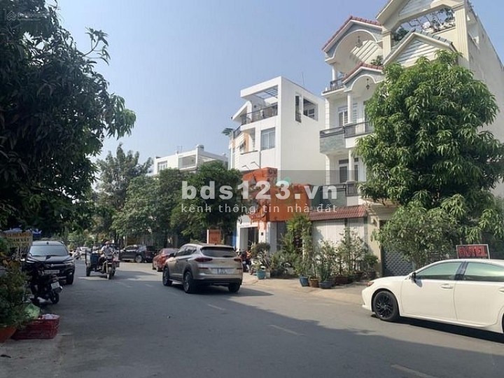 Đất Bình Thạnh, chỉ 3ty2, 50m2, sổ hồng pháp lý đầy đủ, khu dân cư an ninh và tiện ích.