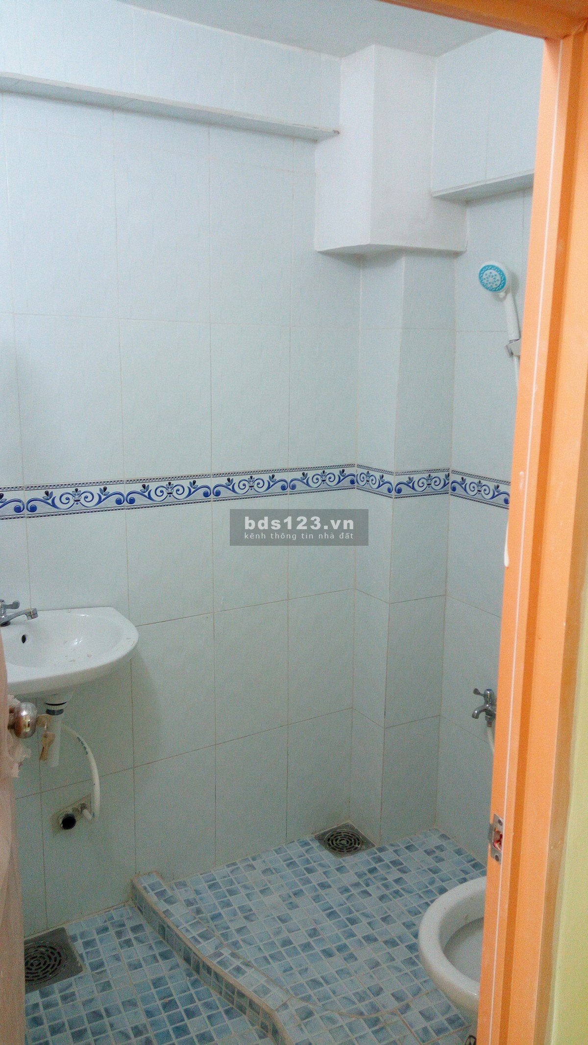 Phòng trọ nữ giá rẻ hẻm 138 Huỳnh Tấn Phát 7- Ngay chân cầu Tân Thuận 1