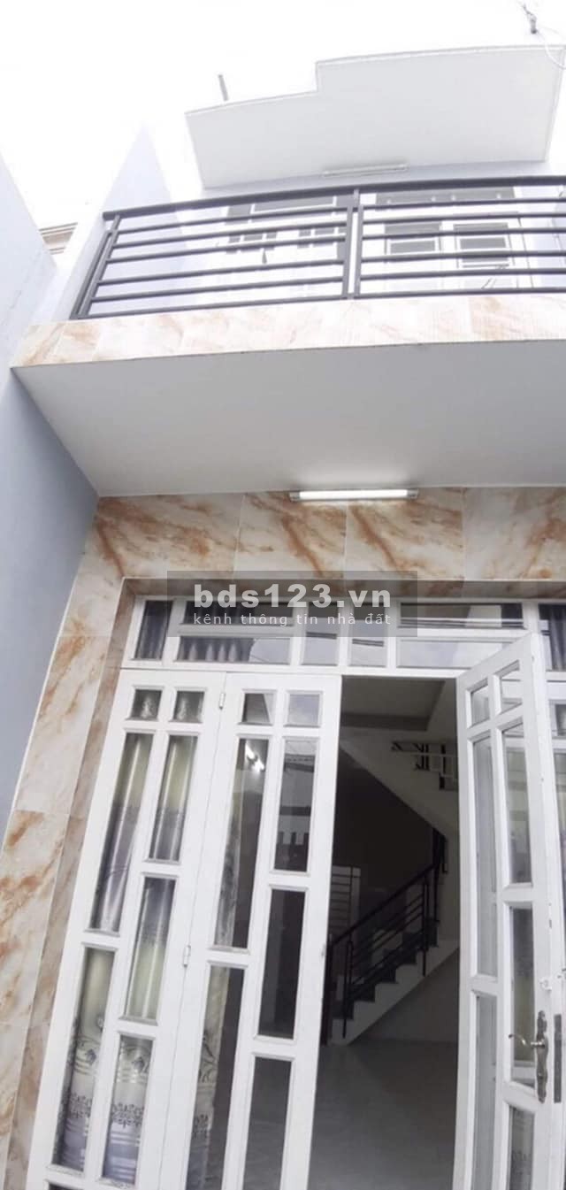 Nhà mới ở ngay Huỳnh Tấn Phát, Nhà Bè, diện tích 35M2, ô tô đổ cửa, giá 2.2 tỷ