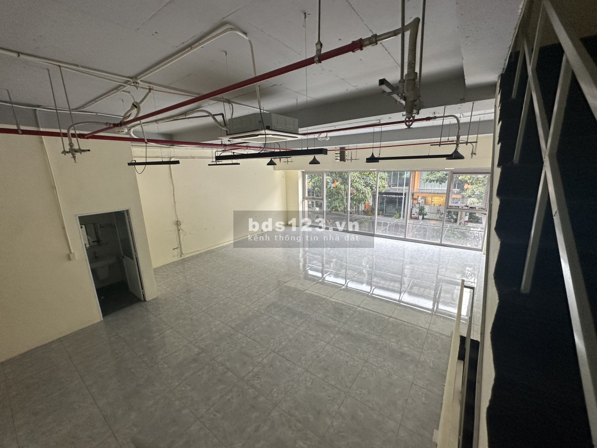 Bán Shophouse Sarina trục đường B2 sầm uất. Bán 42 tỷ