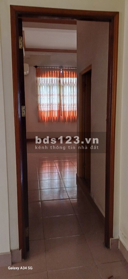 Chốt ngay biệt thự 10x27 mặt tiền đường lớn, 4pn 4wc sẵn 5 máy lạnh, giường tủ.