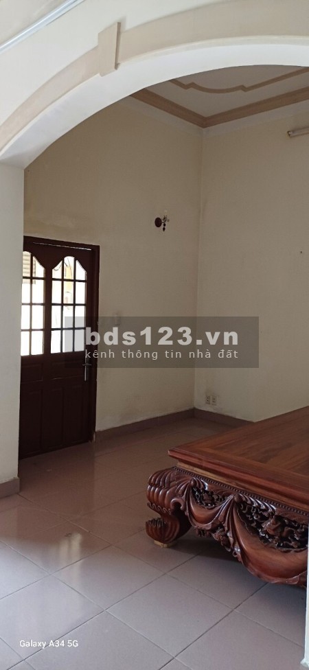 Chốt ngay biệt thự 10x27 mặt tiền đường lớn, 4pn 4wc sẵn 5 máy lạnh, giường tủ.