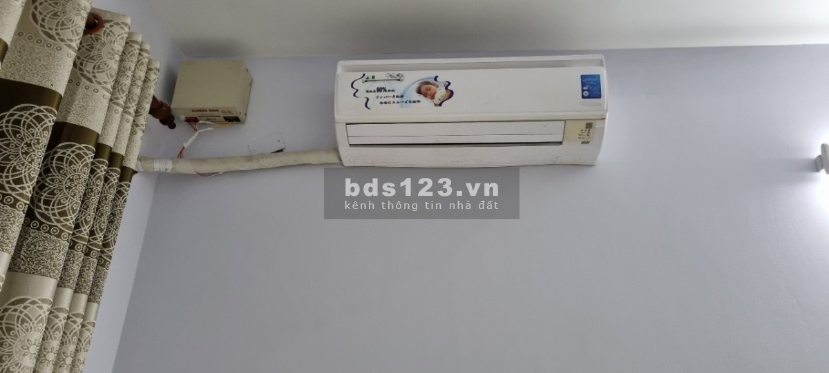 Nhà kdc Tam Phú, sát Tô Ngọc Vân, 1 trệt 3 lầu, 4pn 4wc