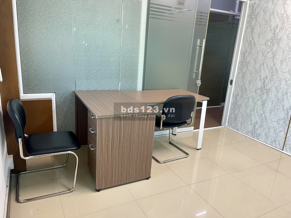 Văn phòng Phú Nhuận setup đầy đủ nội thất, có ưu đãi lớn khi liên hệ 093.141.2958 Mr Long!