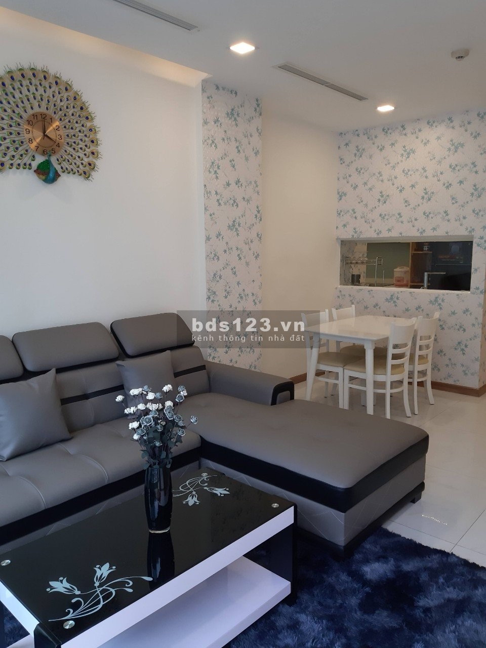Chủ nhà đi định cư nước ngoài bán nhanh căn hộ 2PN 80m2 MT Nguyễn Hữu Cảnh, Q. Bình Thạnh giá 6.5 tỷ