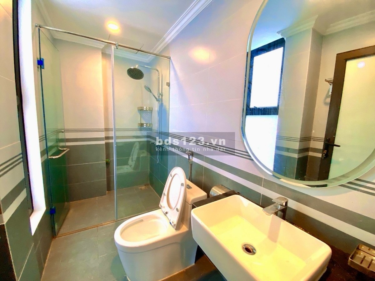 Bán nhà Khương Đình, Thanh Xuân, diện tích 40MX6, MT 4.8M, nhỉnh 6 tỷ, thang máy, 2 thoáng