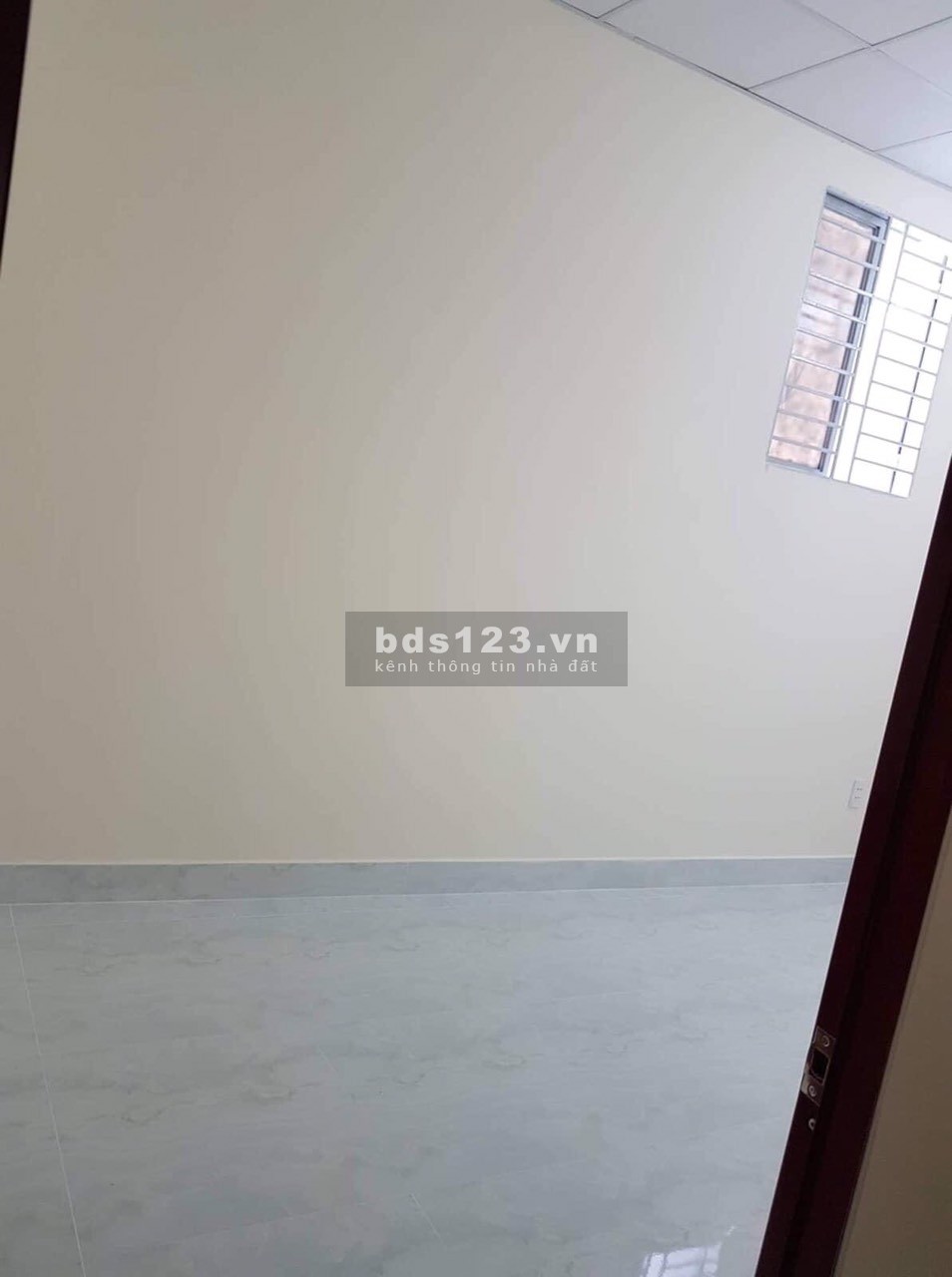 Cho thuê nhà thông Vườn lài Tân Phú 4 x 10, 1 lầu chỉ 8 triệu thương lượng