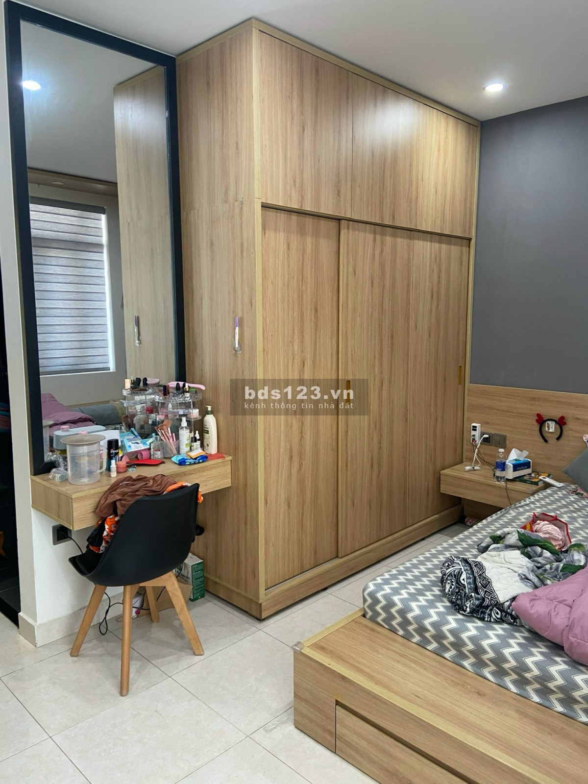 Cho thuê nahf mặt tiền Thảo Điền - quận 2 - 5 phòng ngủ phù hợp để ở