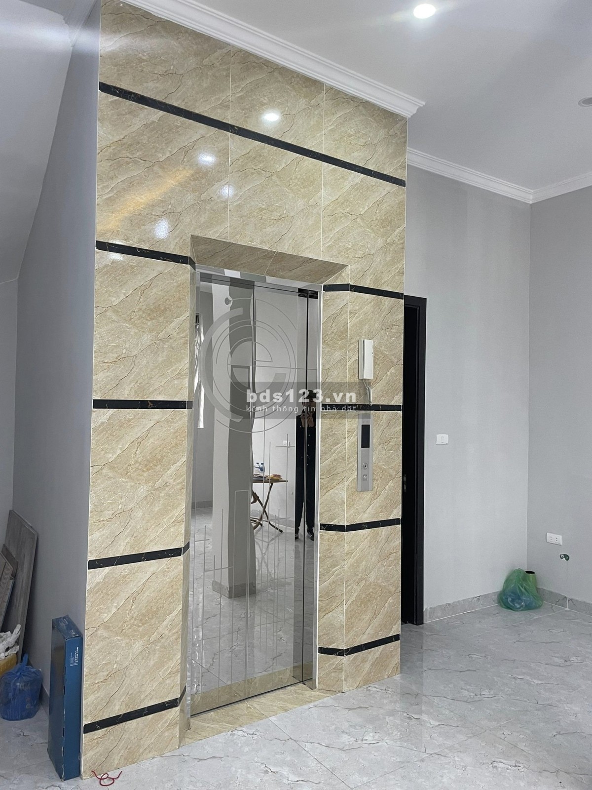 Cần bán nhà ngõ 151 Nguyễn Đức Cảnh