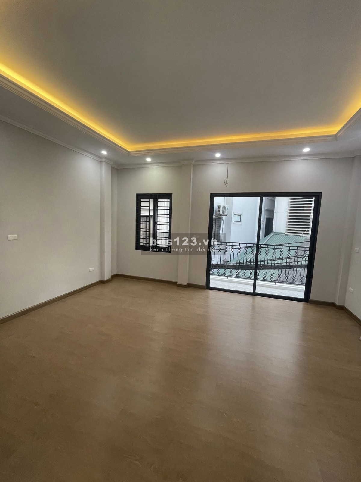 Cần bán nhà ngõ 151 Nguyễn Đức Cảnh