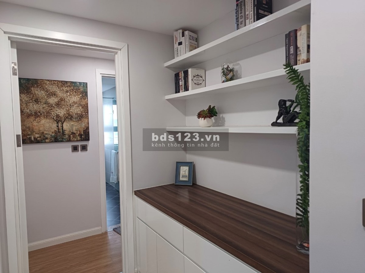 Paragon Cầu Giấy. Vàng trong vàng. Trả: 2,1 tỷ ở ngay. ~100m2. Góc. 18th lãi 0%. Cho thuê: ~25tr/th