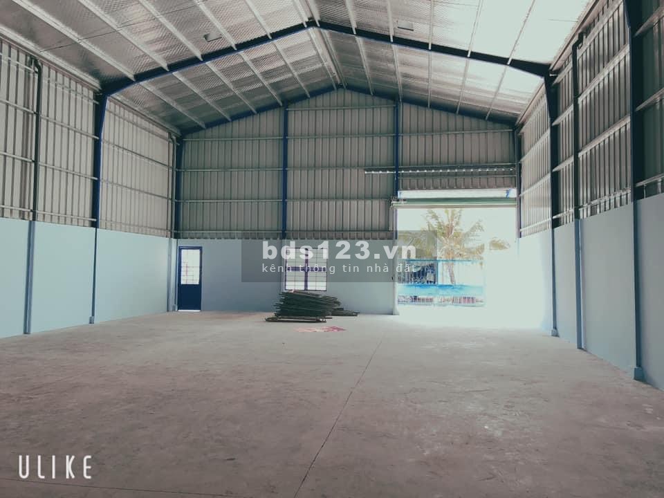 Chính chủ cho thuê kho diện tích 320m2, phường An Phú Đông, quận 12.