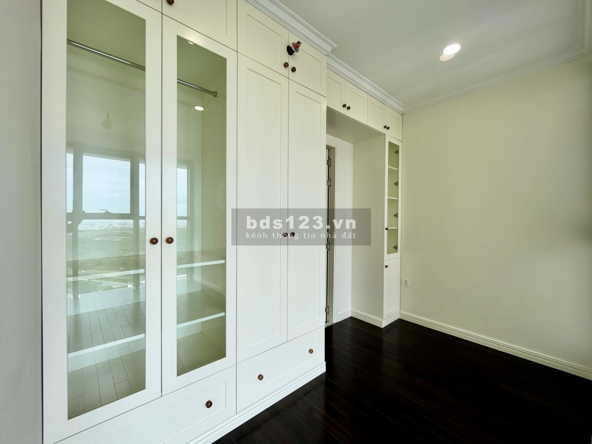 Căn hộ Duplex, gần TTTM Vincom Thủ Đức, diện tích 160M2 + Chổ đậu oto, giá 6.5 tỷ