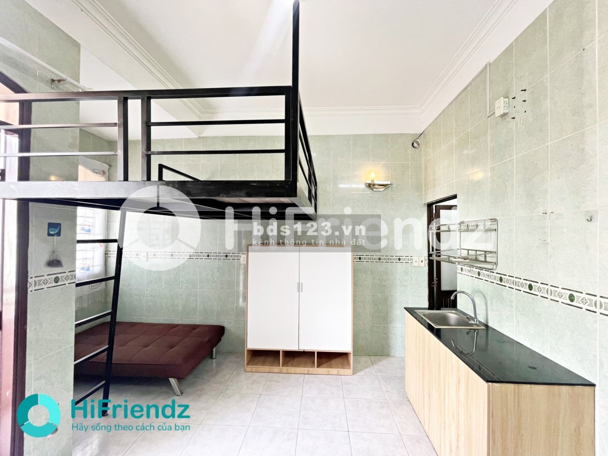 Phòng trọ 25m2 Quận 6, có ban công + Cửa sổ lớn thoáng mát