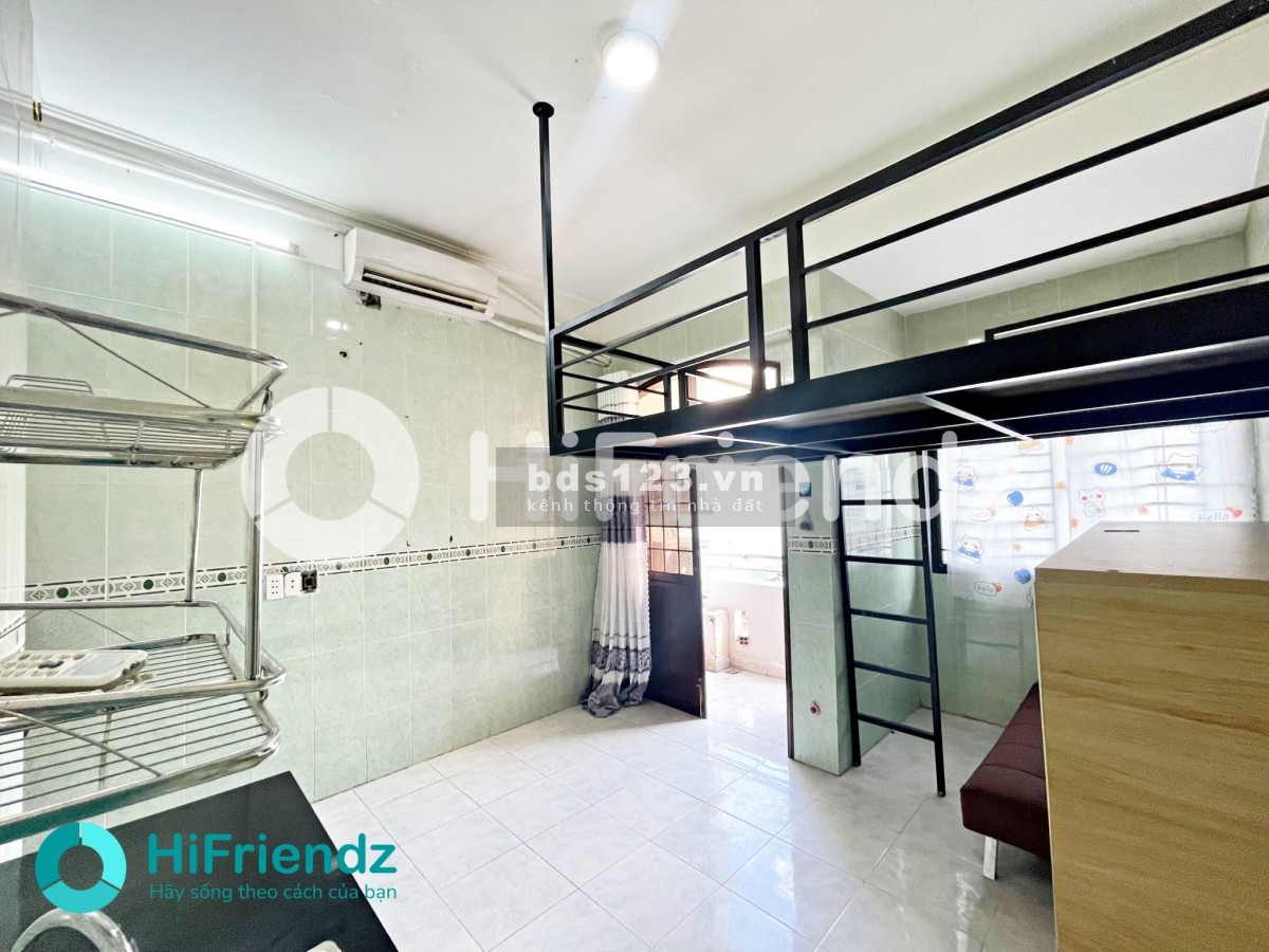 Phòng trọ 25m2 Quận 6, có ban công + Cửa sổ lớn thoáng mát