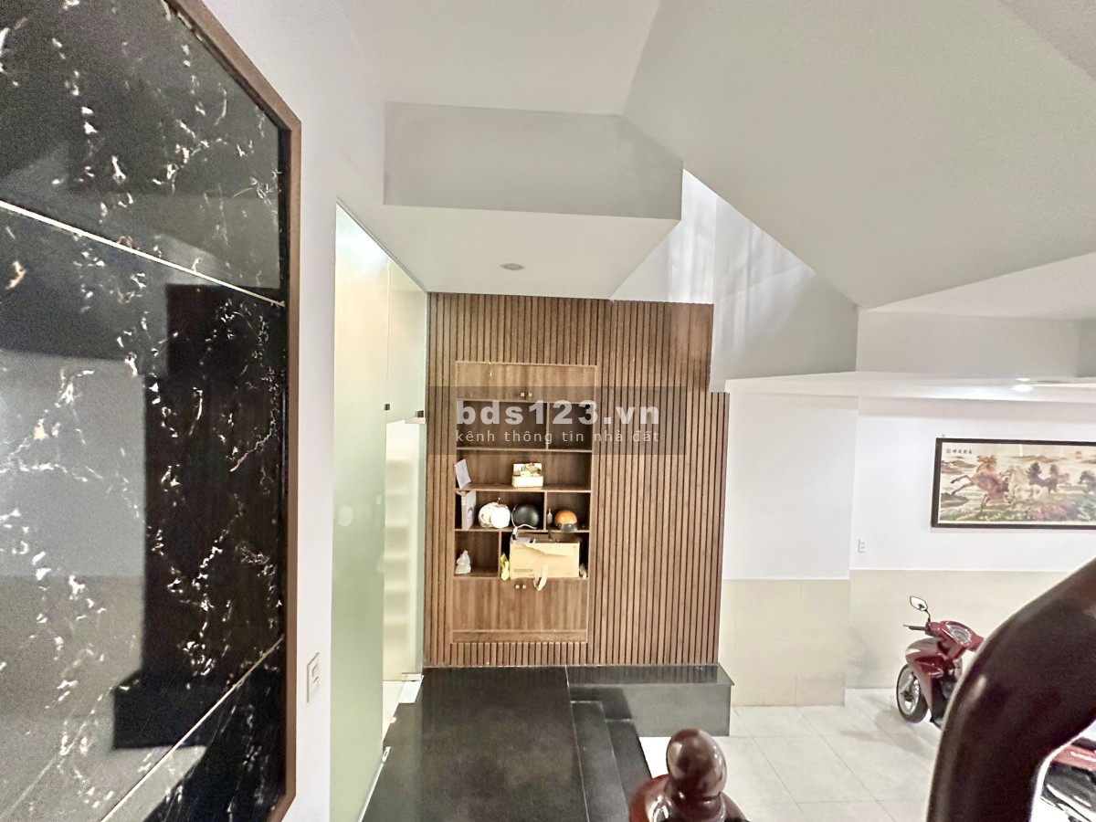 Cho thuê phòng rộng 30m2 ở tối đa 4 người đường số 18 Hiệp Bình Chánh Thủ Đức gần Gigamall