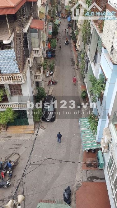 Bán nhà phố Trần Quý Cáp, ô tô tránh, ngõ kinh doanh, 2 thoáng, MT rộng, 50Mx5T, chỉ 12 tỷ