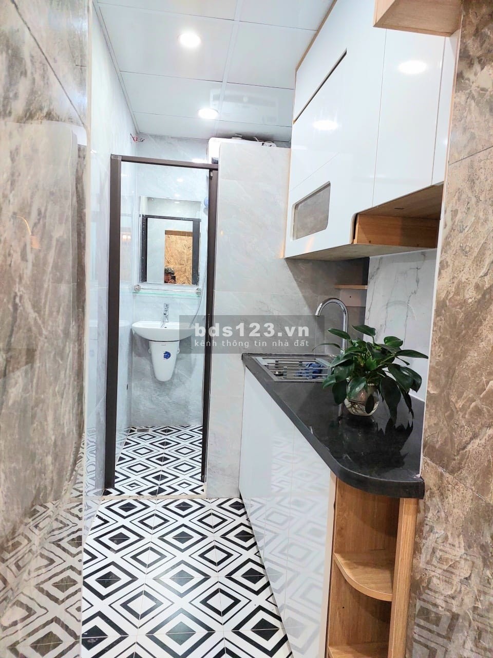 Bán Căn Hộ Thọ Lão, Hai Bà Trưng 40m, giá 1.86 tỷ.