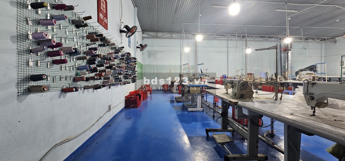 Cho thuê Kho – Xưởng 200m2 đường Đỗ Xuân Hợp, P. Phước Long B, Thủ Đức – Gần Ngã 4 Thủ Đức