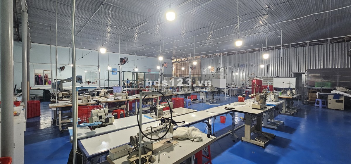 Cho thuê Kho – Xưởng 200m2 đường Đỗ Xuân Hợp, P. Phước Long B, Thủ Đức – Gần Ngã 4 Thủ Đức