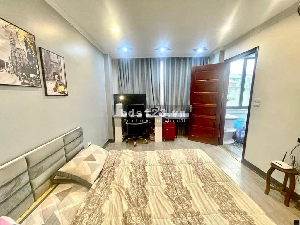 Sau nhà mặt ngõ, vị trí đẹp, Minh Khai - Hoàng Mai