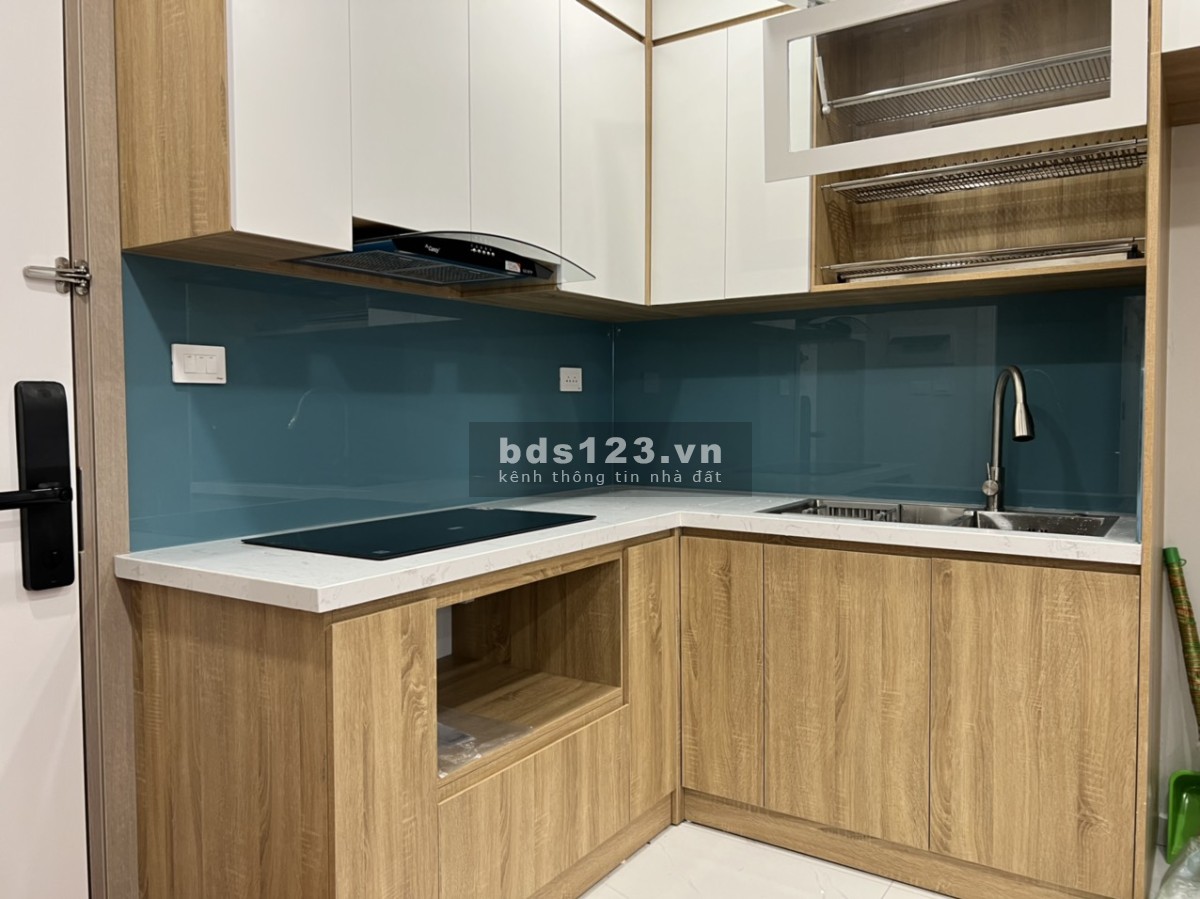Cần bán 1PN+1 43m gần nhà gửi xe nổi 2.4 tỷ TV I4 Imperia Smart City