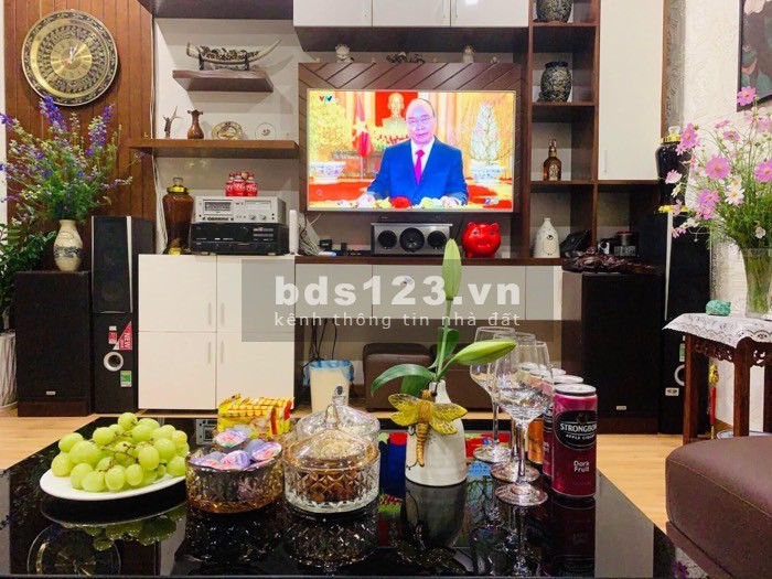 Tặng toàn bộ nội thất, nhà 4 tầng, 1 tum tại Kim Giang