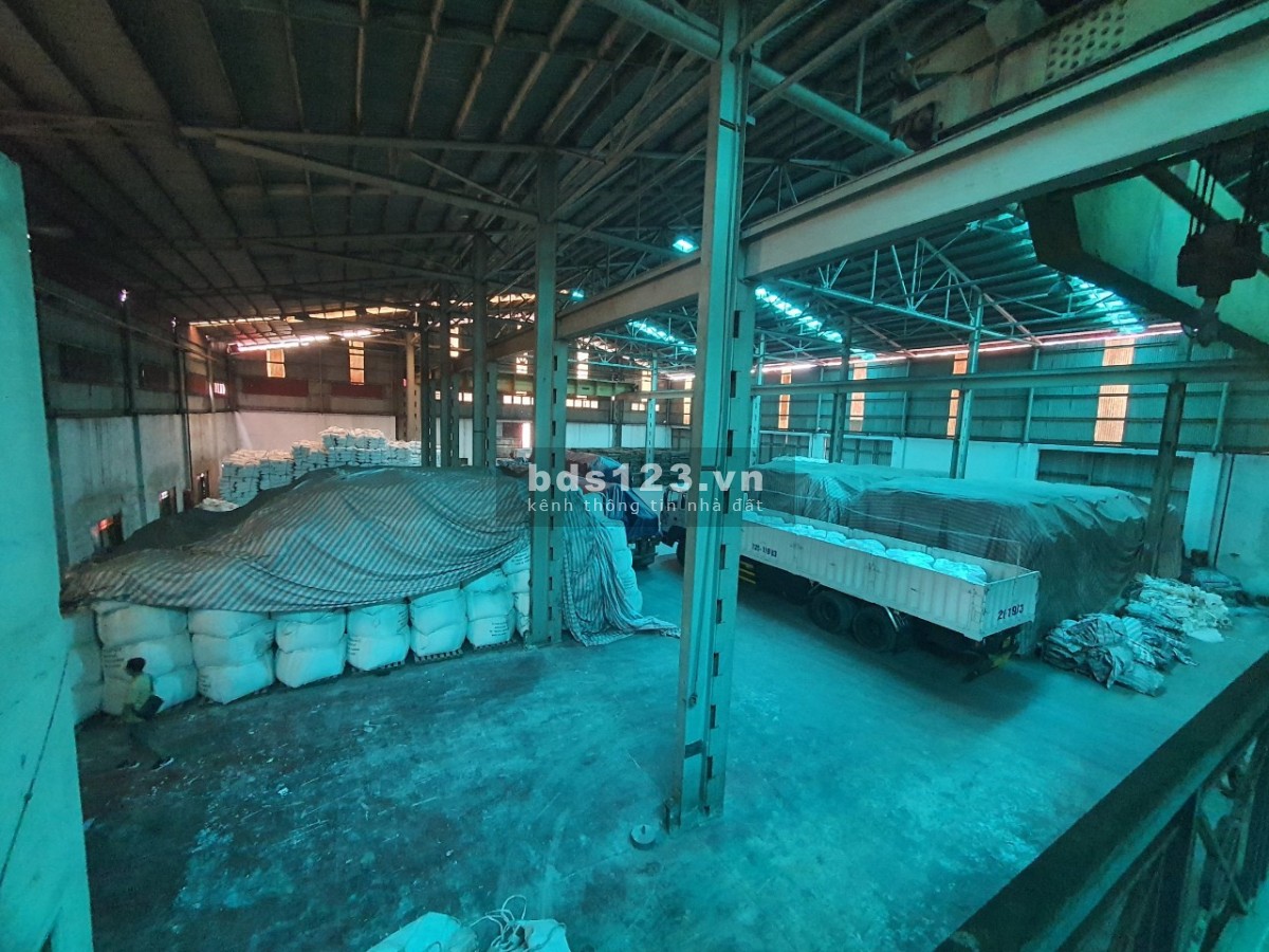 Cho thuê kho nằm trong tổng kho diện tích 2000m2 - 5000m2 Xa Lộ Hà Nội, Trường Thọ, Quận Thủ Đức