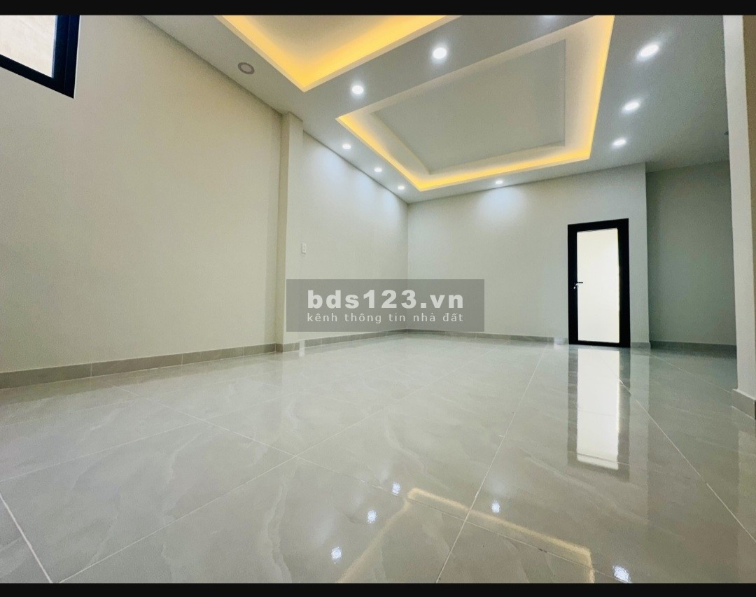 Hẻm xe tải thông, ngang 4.5m, nở hậu 6m, diện tích 116.5m2, đường Tạ Quang Bửu, Quận 8.
