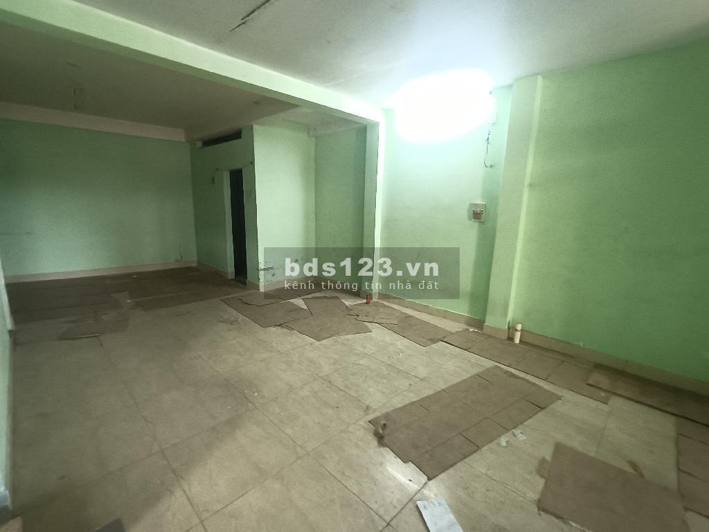 Bán nhà mặt tiền diện tích 80M2 Phú Hữu, TP Thủ Đức - Nhỉnh 4 tỷ, TL mạnh