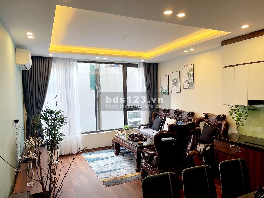 Bán nhà phố Láng Hạ, có thang máy, nội thất nhập 50Mx7T, chỉ 11 tỷ